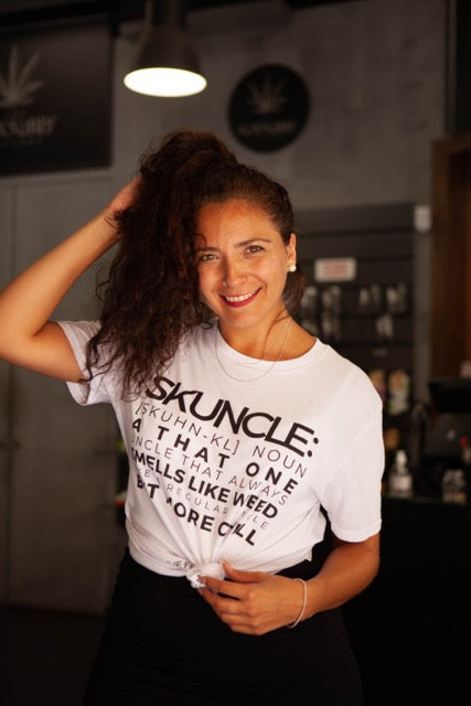 SKUNCLE T-SHIRT